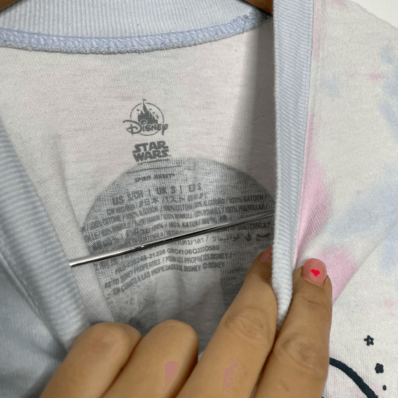 Disney Spirit Jersey Mandalorian Tie Dye Star Wars Baby Yoda Child GROGU SMALL S - Picture 4 of 8